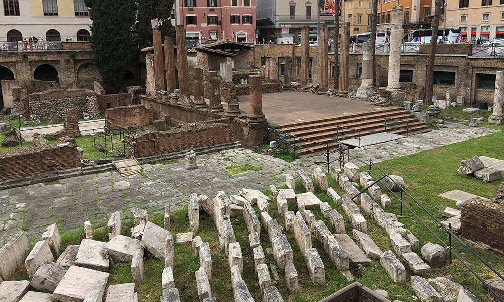 Denison students in Rome