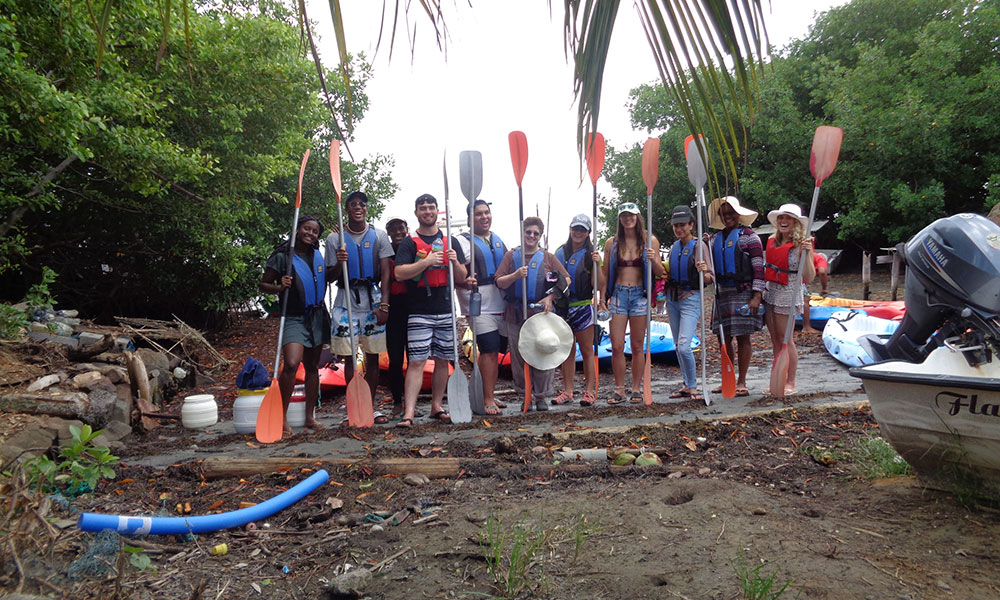 Group Photo of students kayaking