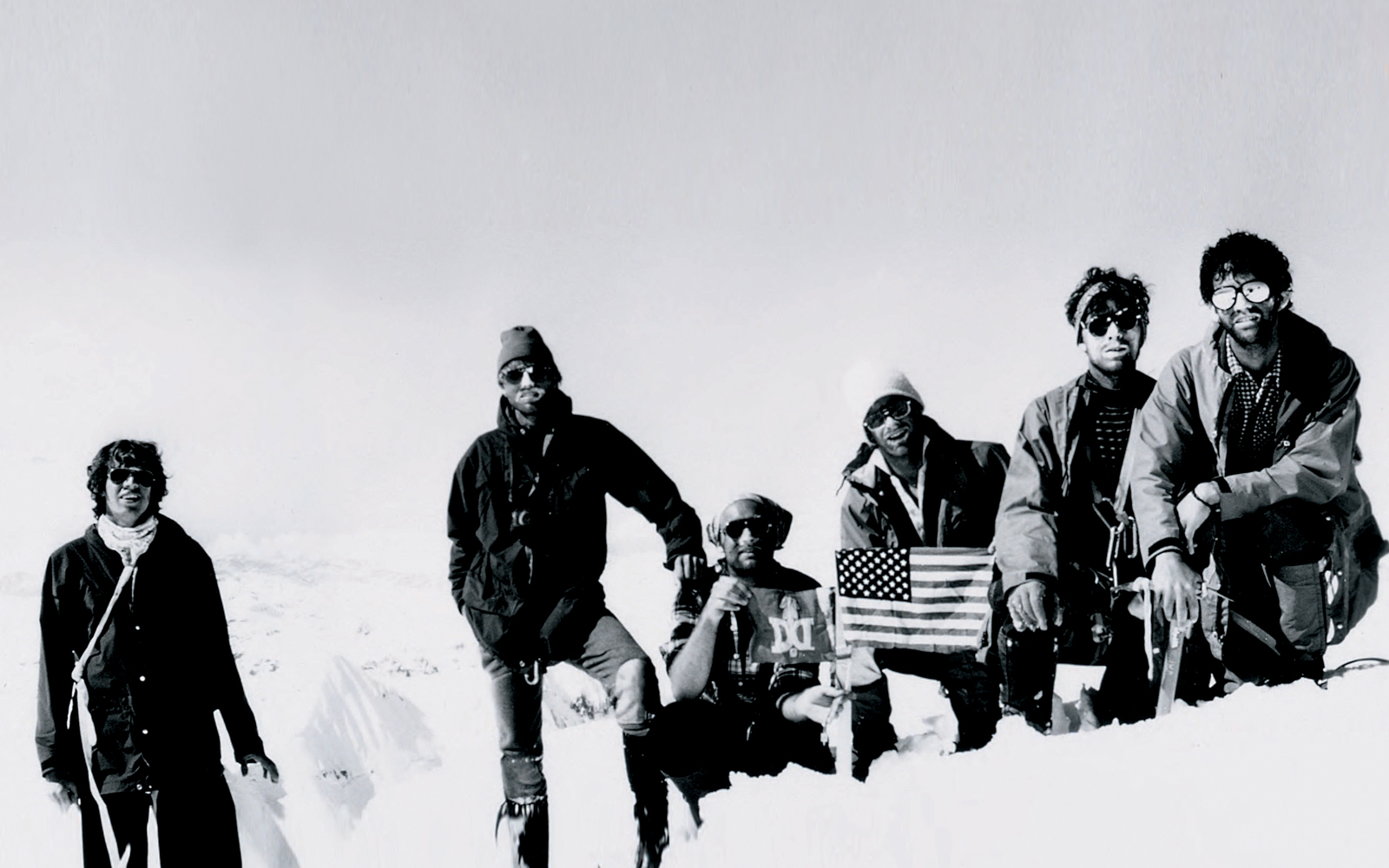 At the summit, finally, in May 1978 (l-r):   Fritz Kaeser ’80, Bill Dennis, Espen Brooks ’77, Richard Wiggin ’70, John Faraci ’72, and John Phillips ’75.