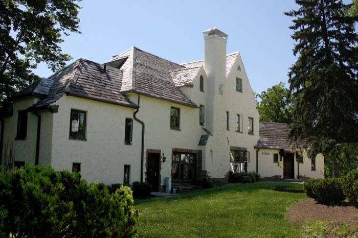 Beta Theta Pi House