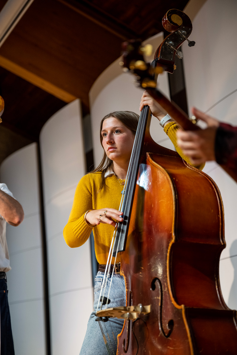 Ellie Blasko playing the upright bass