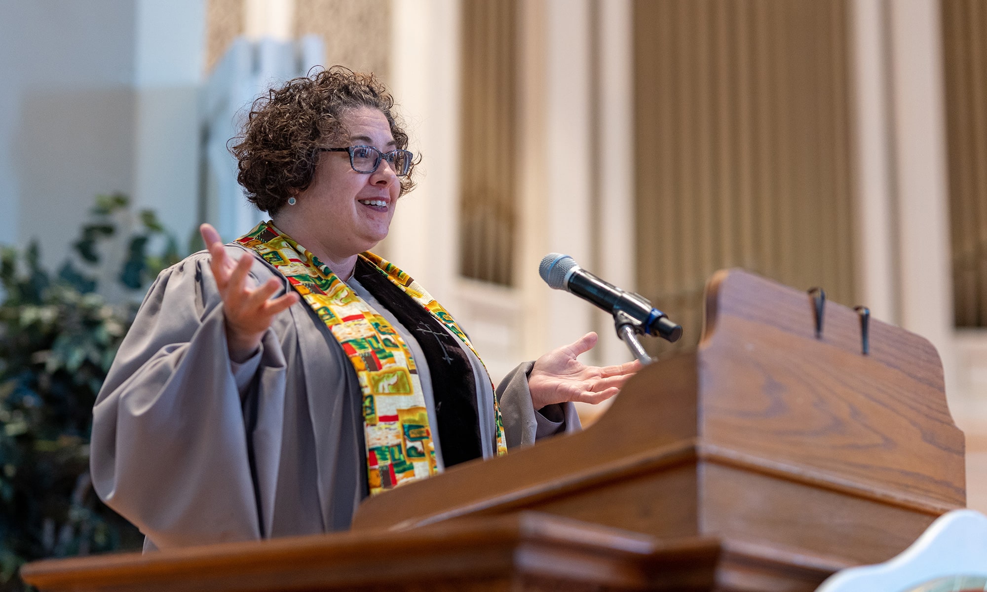 Stephanie Mclemore speaking at the podium