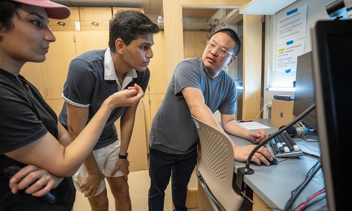 Kahn and Rao studying robotics