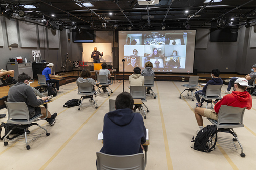 Associate Professor of Philosophy Jonathan Maskit teaches class