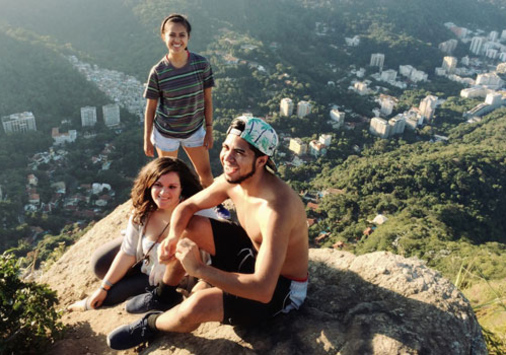 3 students teach in brazil