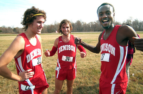 Dee Salukombo with teammates