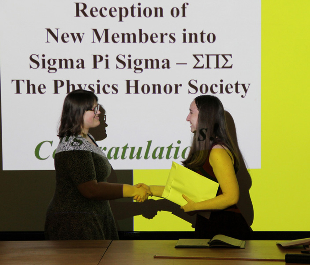 Sigma Pi Sigma Inductees