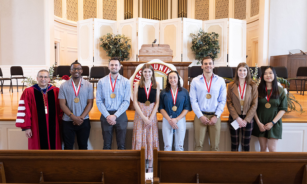 2022 Presidents medalists with Pres. Adam Weinberg