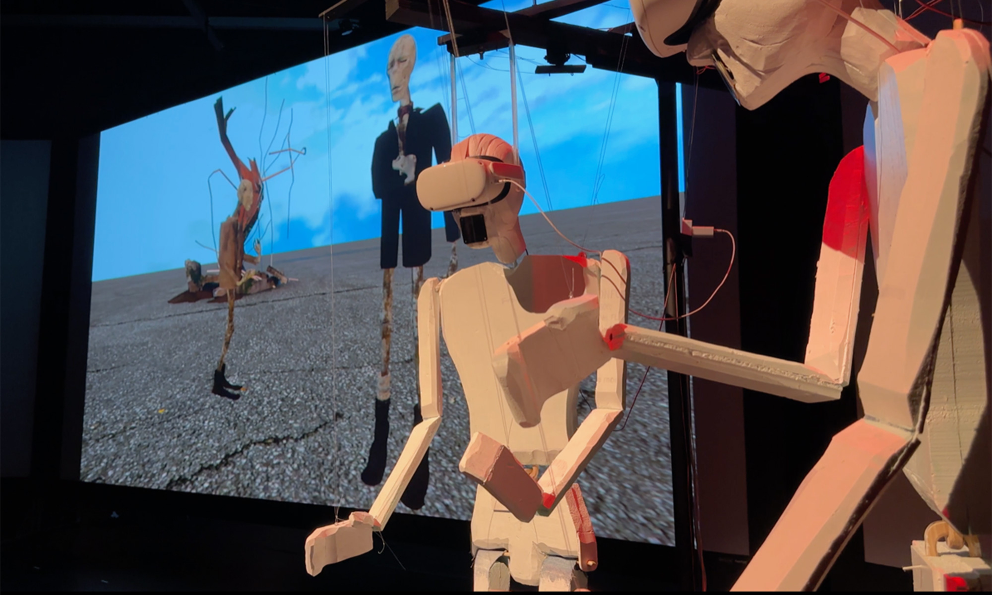 mannequins with VR glasses